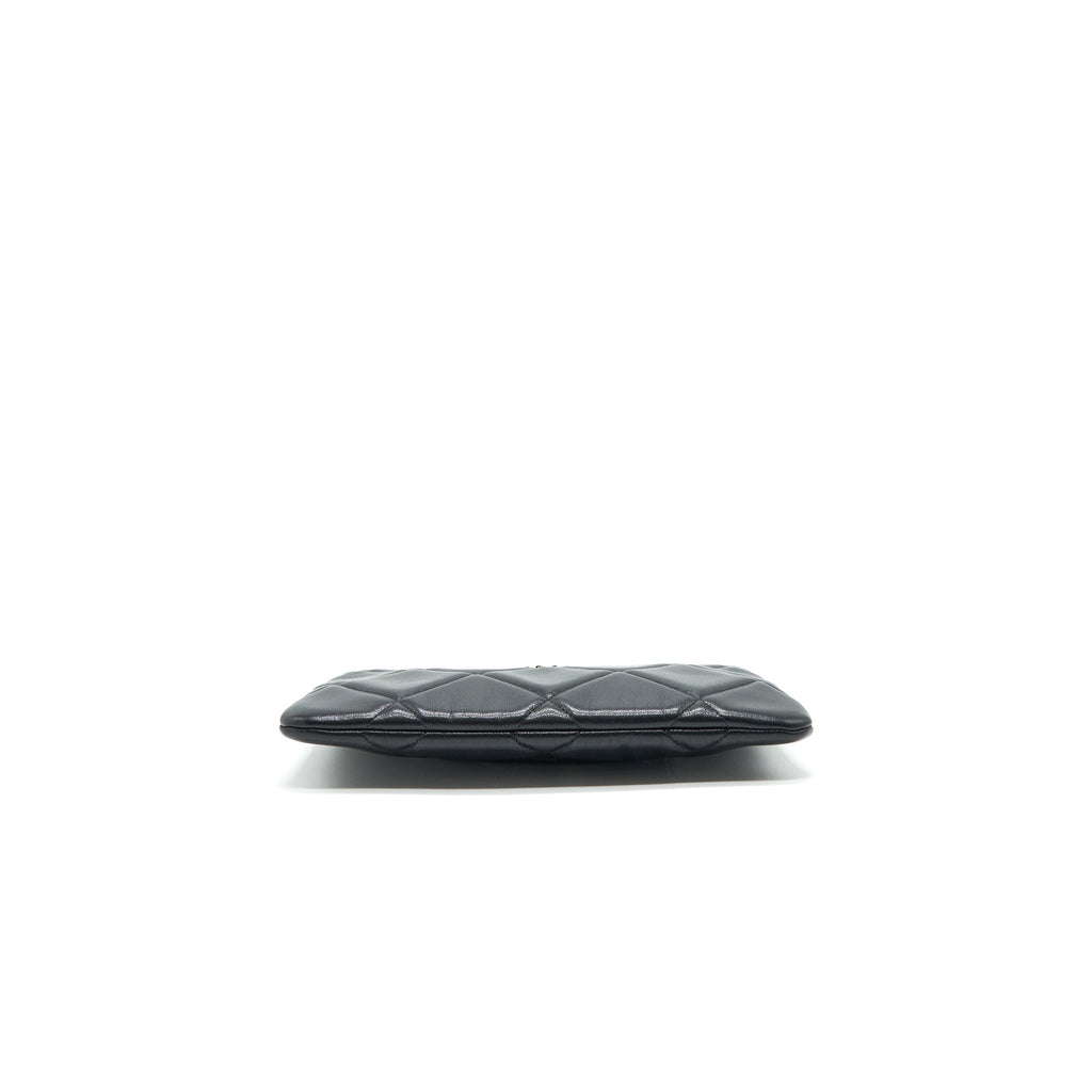 CHANEL 19 POUCH BLACK GHW