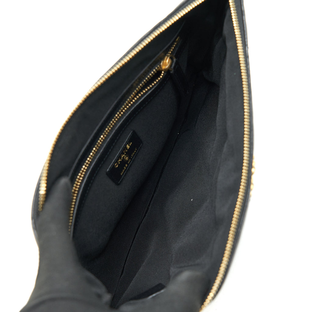 CHANEL 19 POUCH BLACK GHW