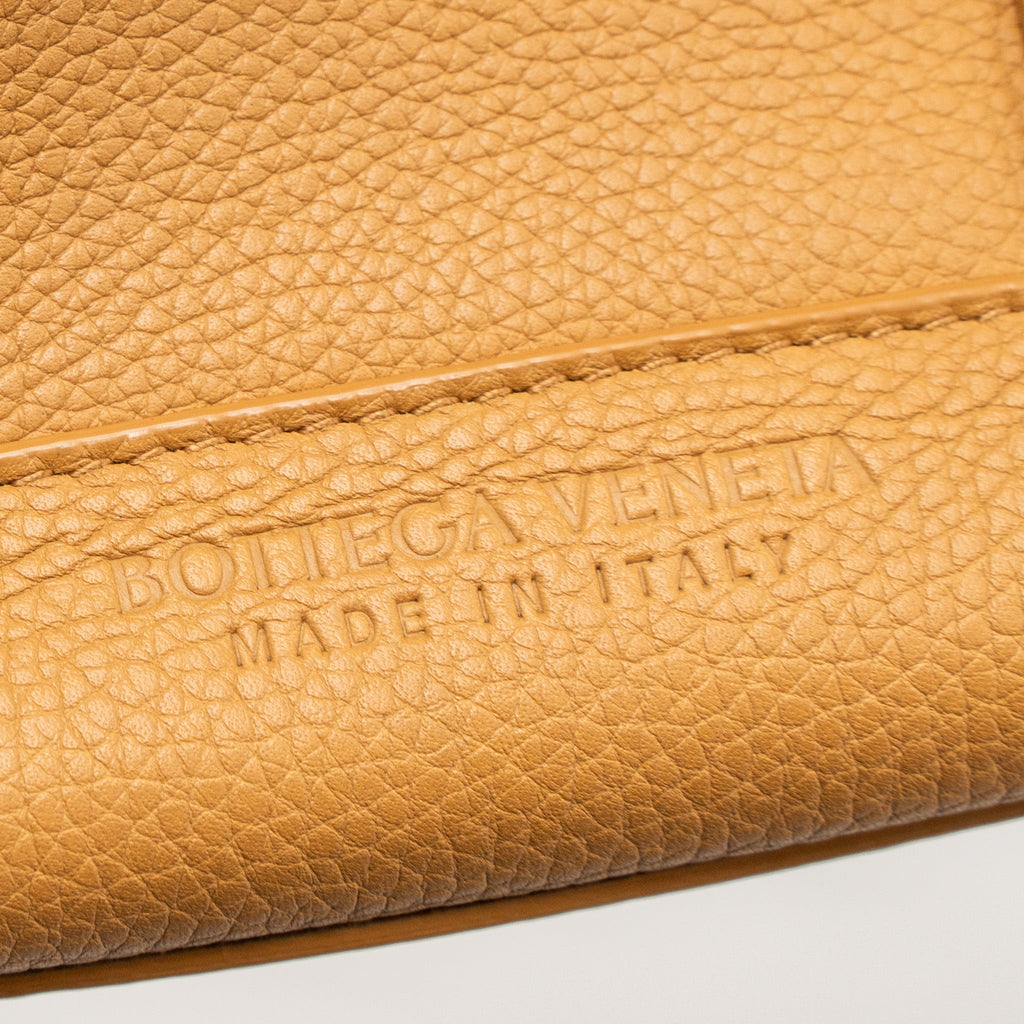 BOTTEGA VENETA SMALL ARCO BAG CALFSKIN WOOD GHW