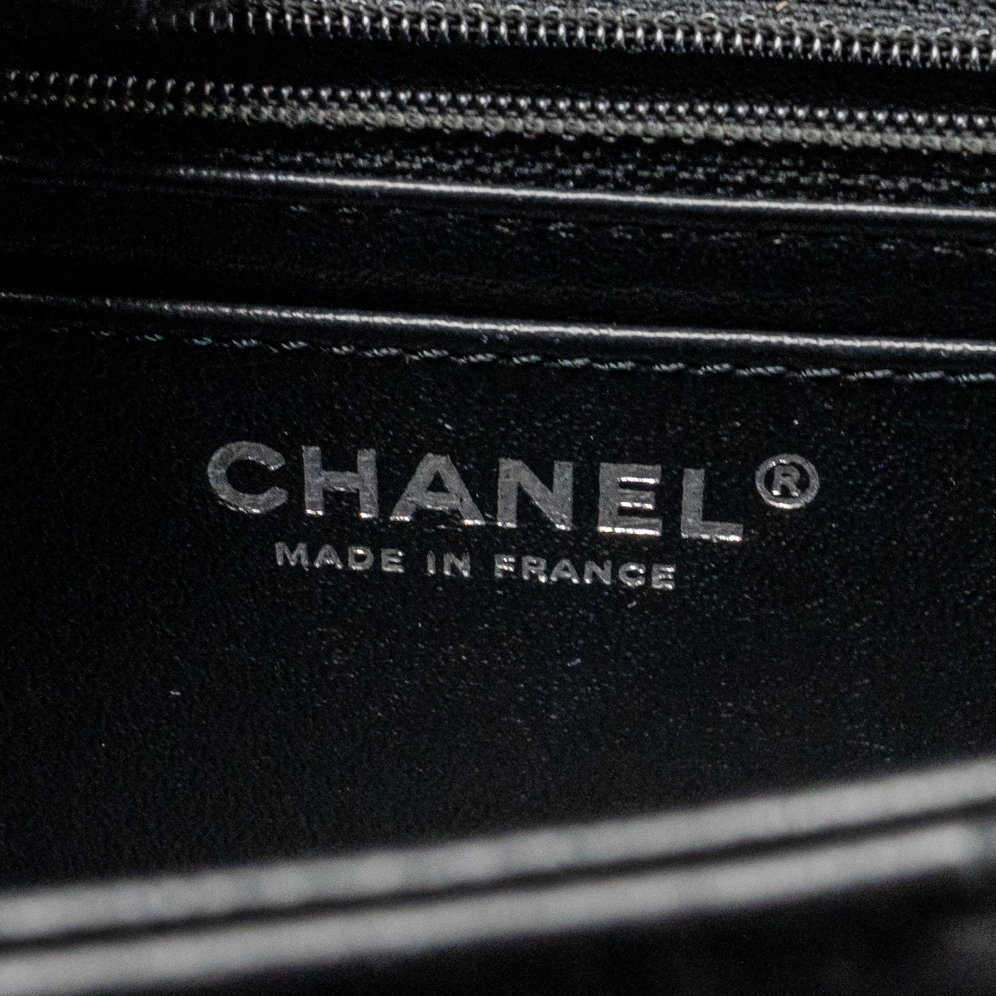 CHANEL MINI 2.55 REISSUE FLAP BAG CHEVRON AGED CALFSKIN SO BLACK