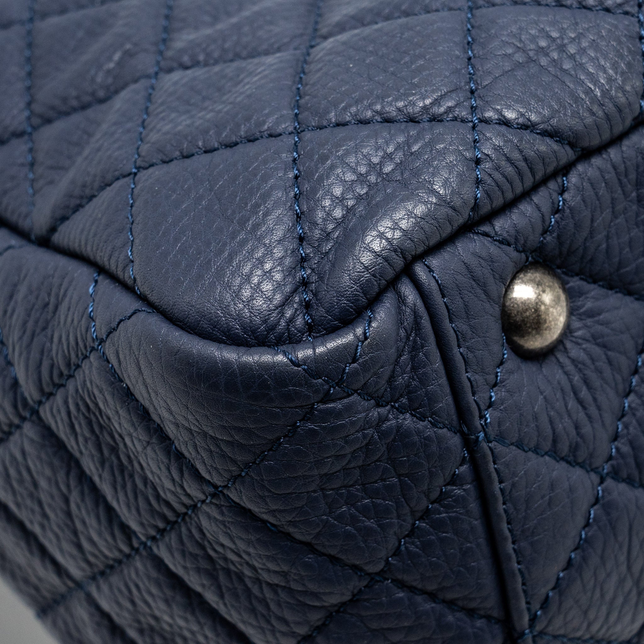 CHANEL XXL AIRLINE CLASSIC FLAP BAG GRAINED CALFSKIN DARK BLUE RUTHENIUM HARDWARE