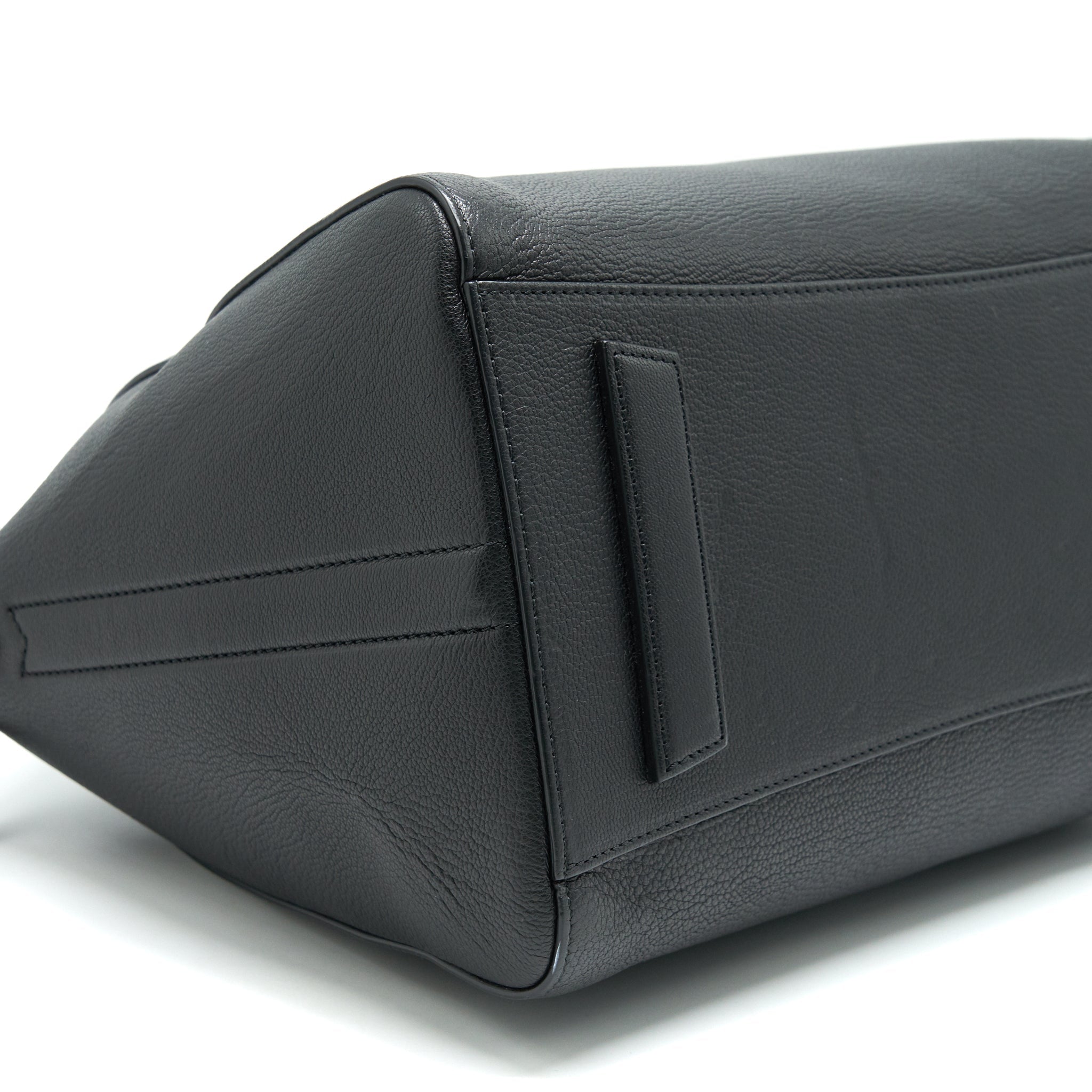 GIVENCHY MEDIUM ANTIGONA BAG BLACK SHW