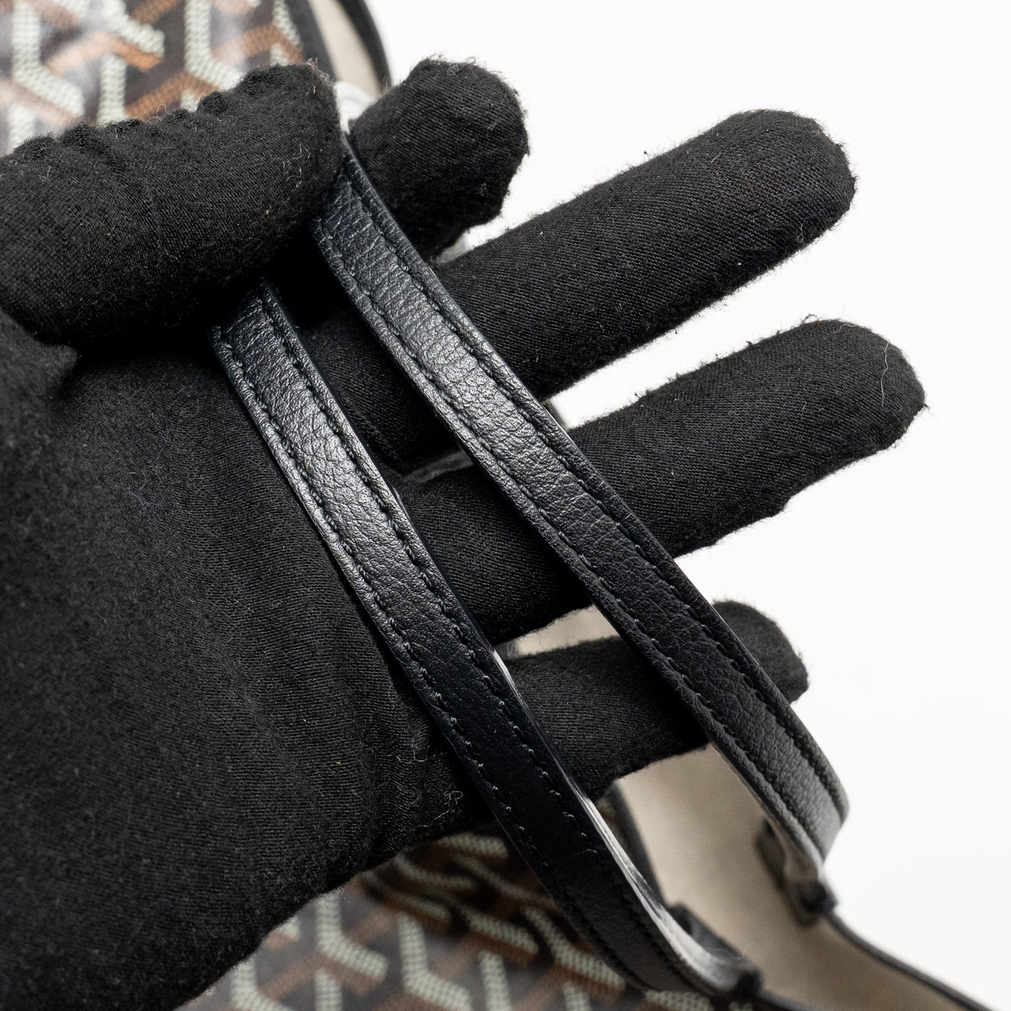 GOYARD SAINT LOUIS PM TOTE GOYARDINE CANVAS / CALFSKIN BLACK