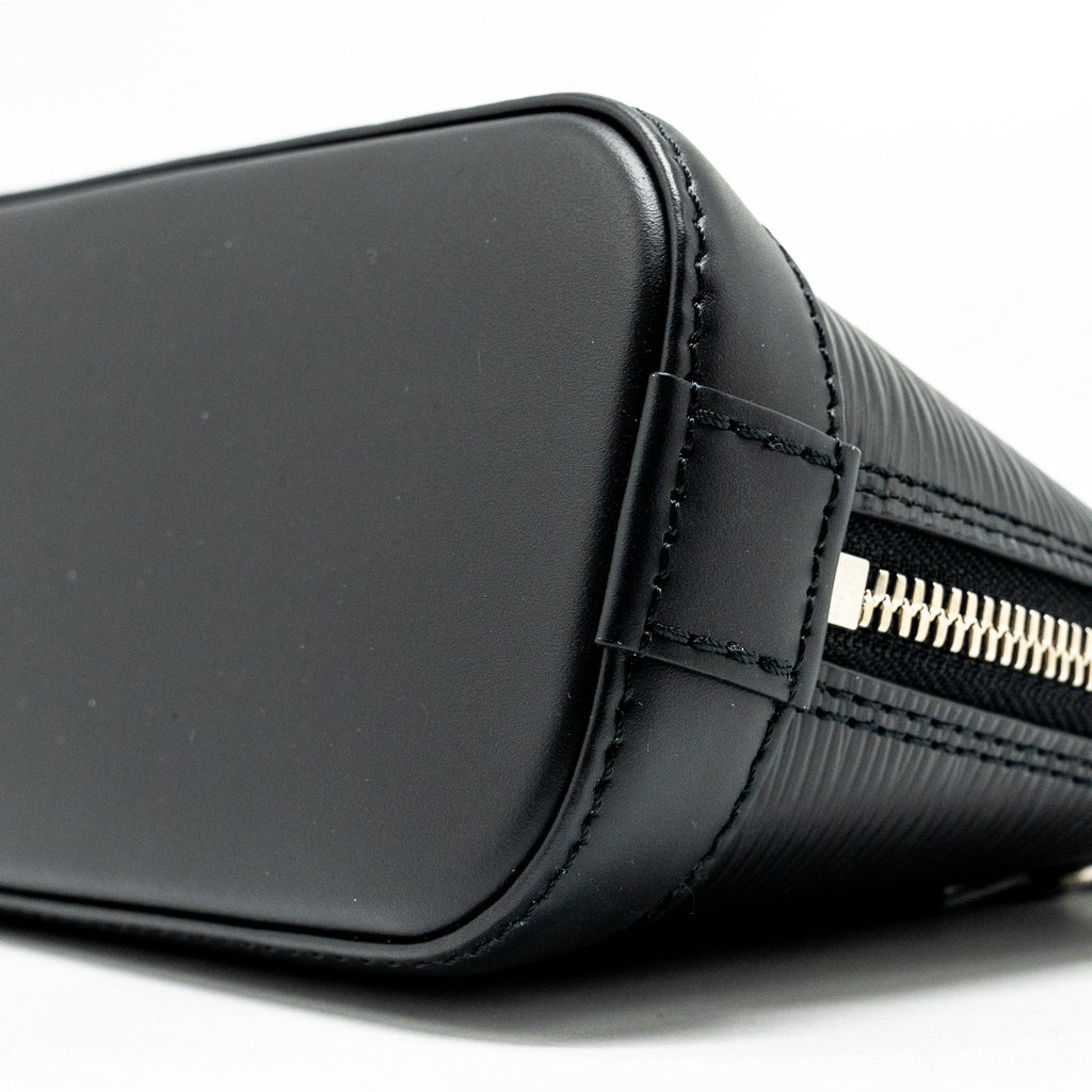 LOUIS VUITTON ALMA NANO EPI BLACK SHW