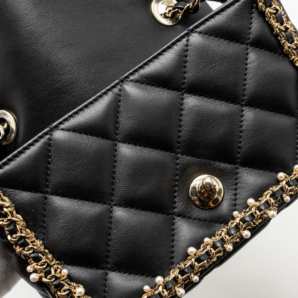 CHANEL PEARL DETAILED EDGE MINI FLAP BAG LAMBSKIN BLACK LGHW (MICROCHIP)
