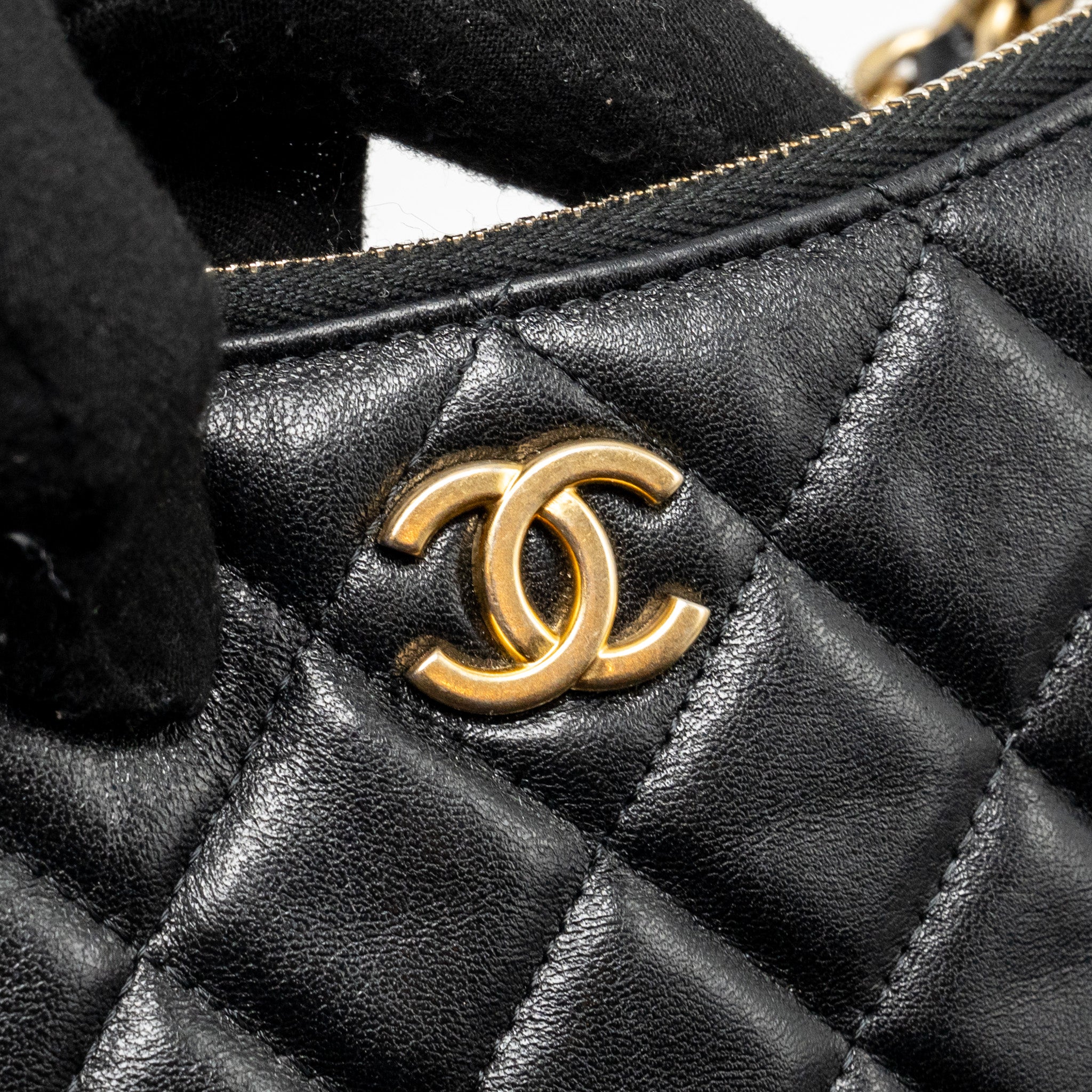 CHANEL LARGE QUILTED HOBO BAG SHINY CRUMPLED LAMBSKIN BLACK GHW (MICROCHIP)