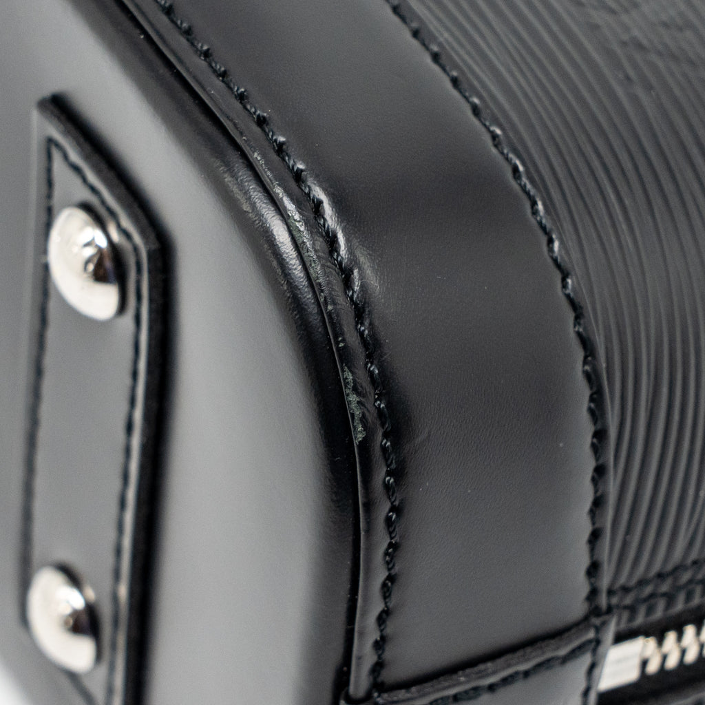 LOUIS VUITTON ALMA BB EPI LEATHER BLACK SHW