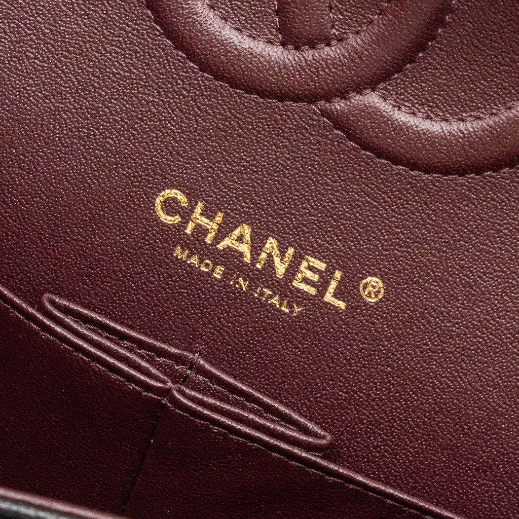CHANEL MEDIUM CLASSIC DOUBLE FLAP BAG CAVIAR BLACK GHW