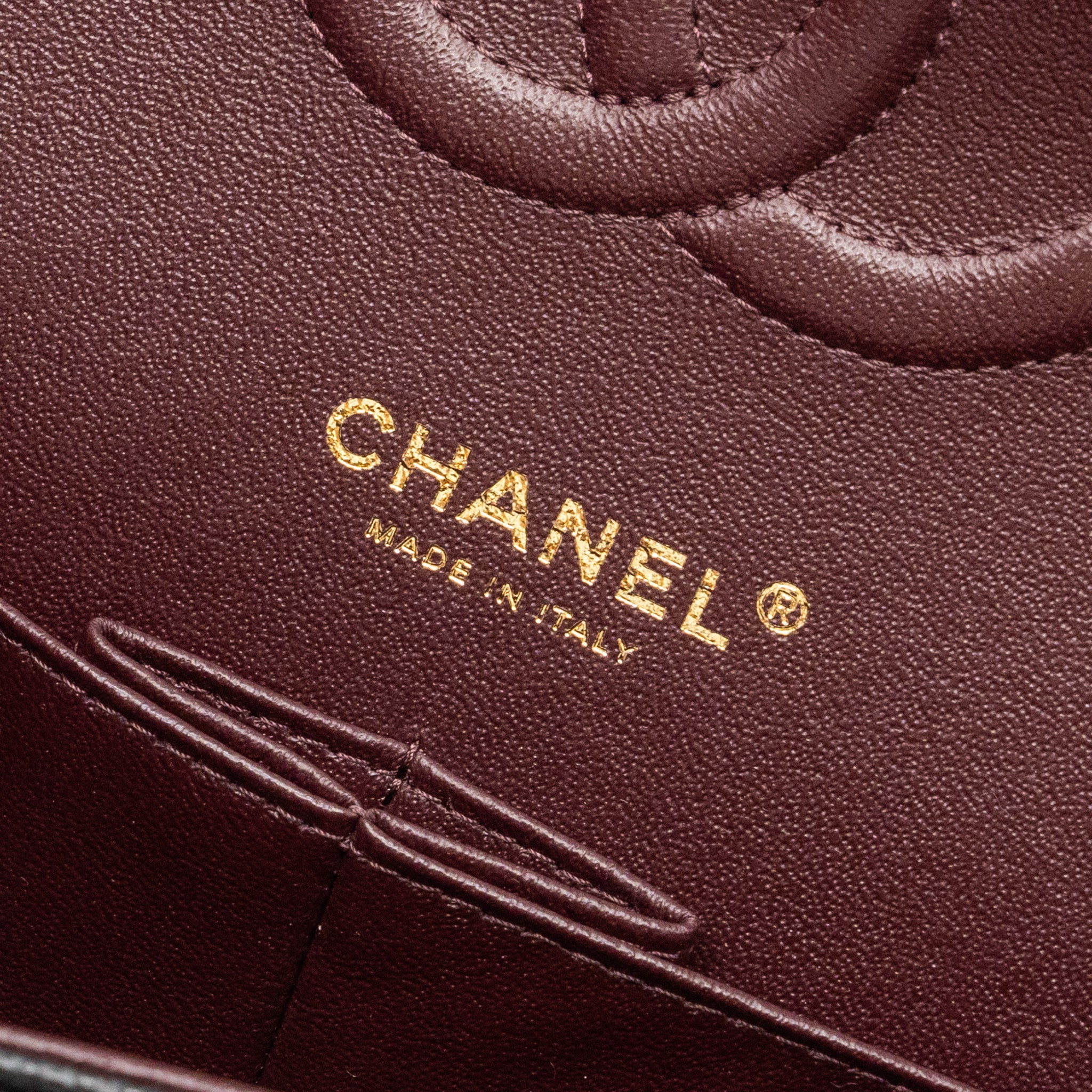 CHANEL MEDIUM CLASSIC DOUBLE FLAP BAG CAVIAR BLACK GHW