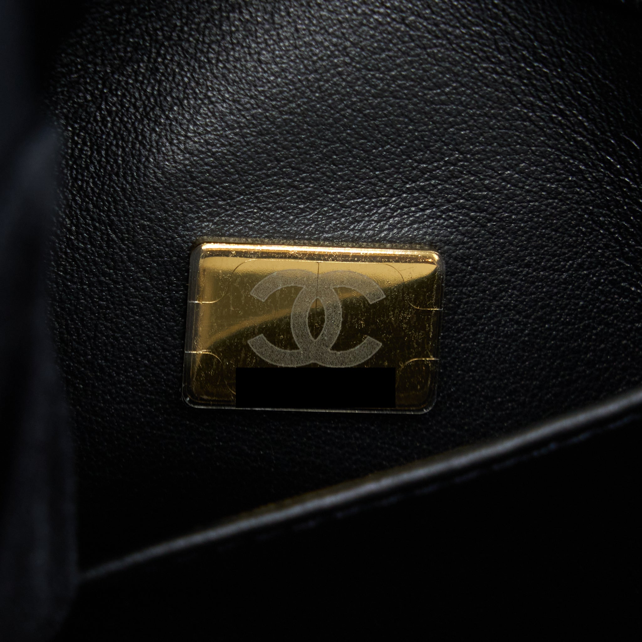 CHANEL 22K COCO FIRST FLAP BAG GRAINED CALFSKIN BLACK GHW (MICROCHIP)