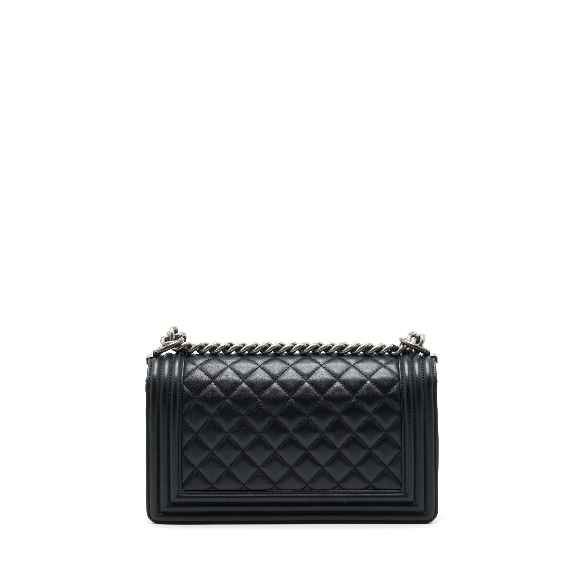 CHANEL MEDIUM BOY CALFSKIN BLACK RUTHENIUM HARDWARE