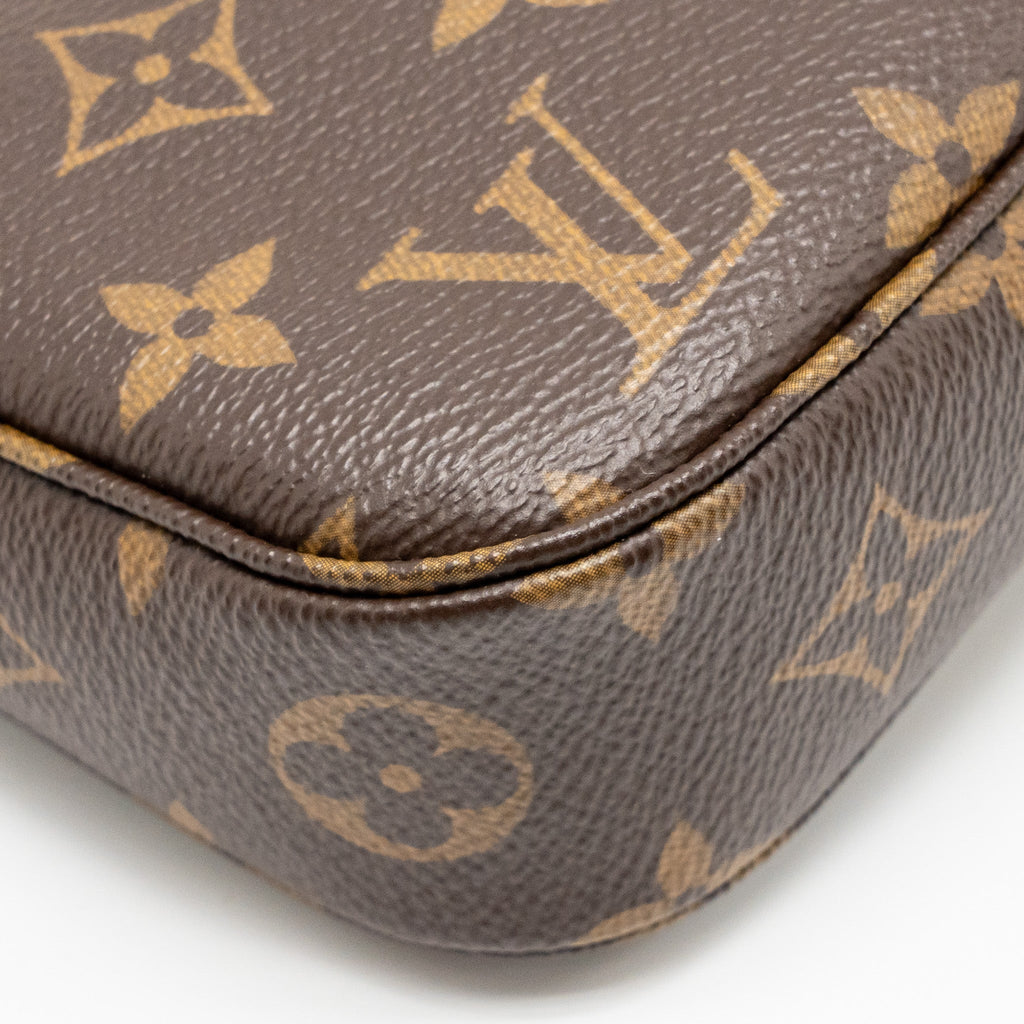 LOUIS VUITTON POCHETTE ACCESSORIES MONOGRAM CANVAS GHW