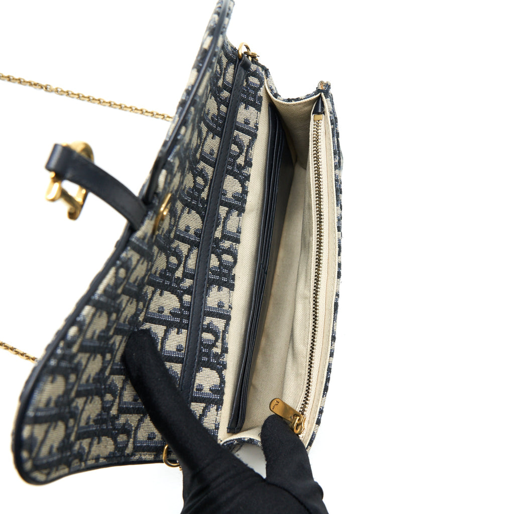 DIOR SADDLE POUCH WITH CHAIN BLUE DIOR OBLIQUE JACQUARD GHW