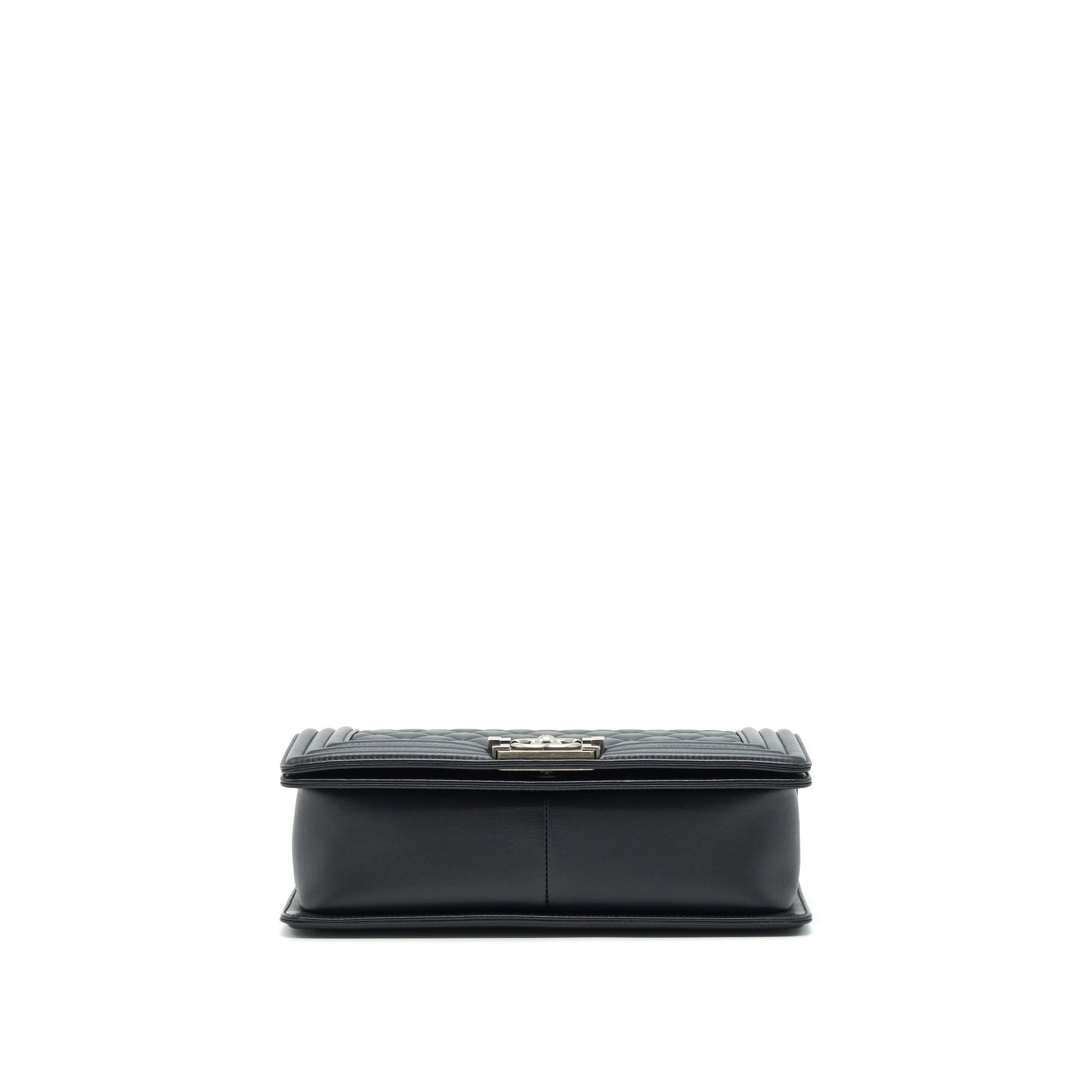 CHANEL MEDIUM BOY CALFSKIN BLACK RUTHENIUM HARDWARE