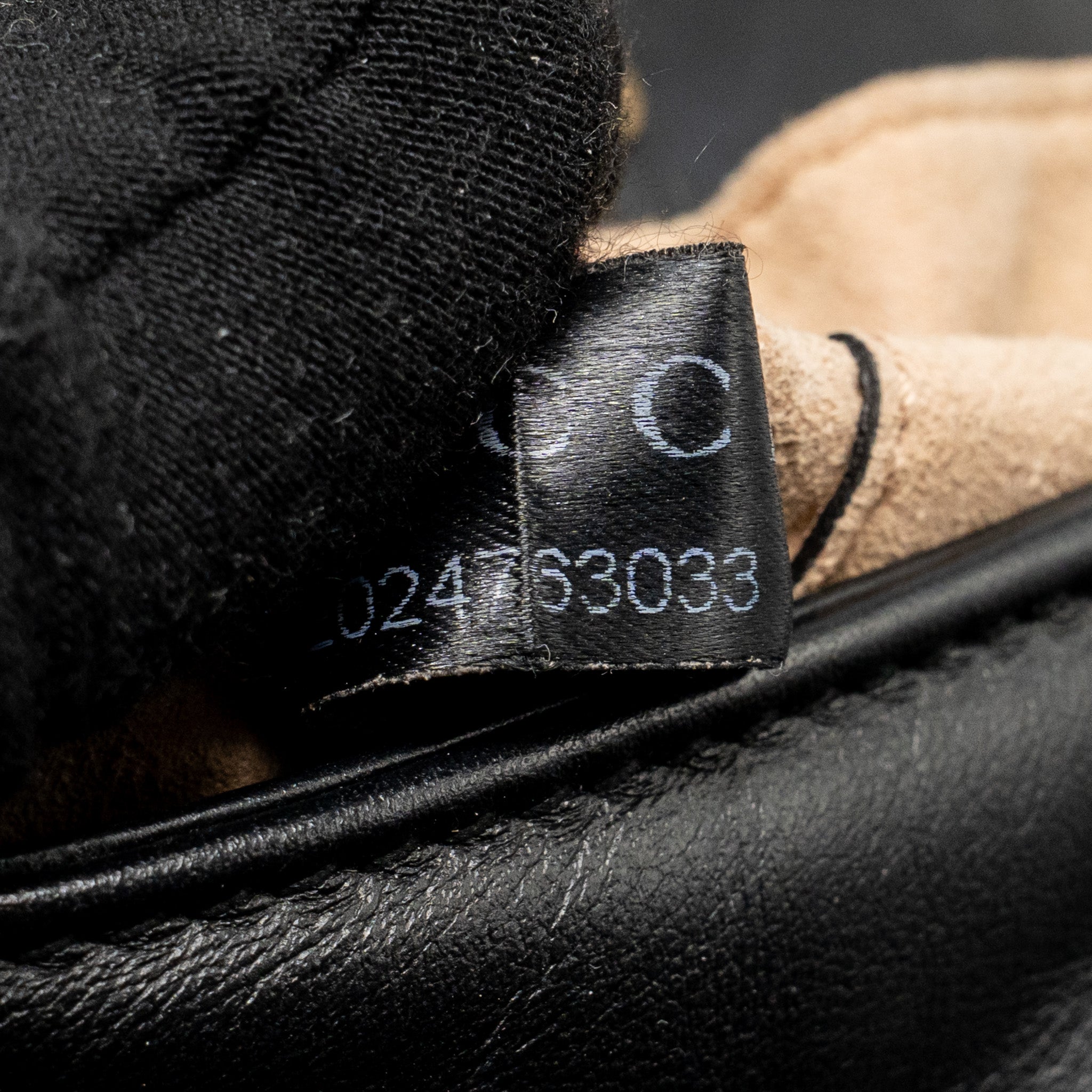 GUCCI SMALL GG MARMONT SHOULDER BAG CALFSKIN BLACK GHW