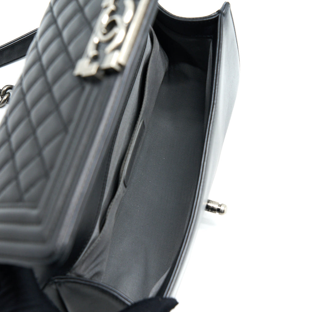 CHANEL MEDIUM BOY BAG LAMBSKIN BLACK RUTHENIUM SHW