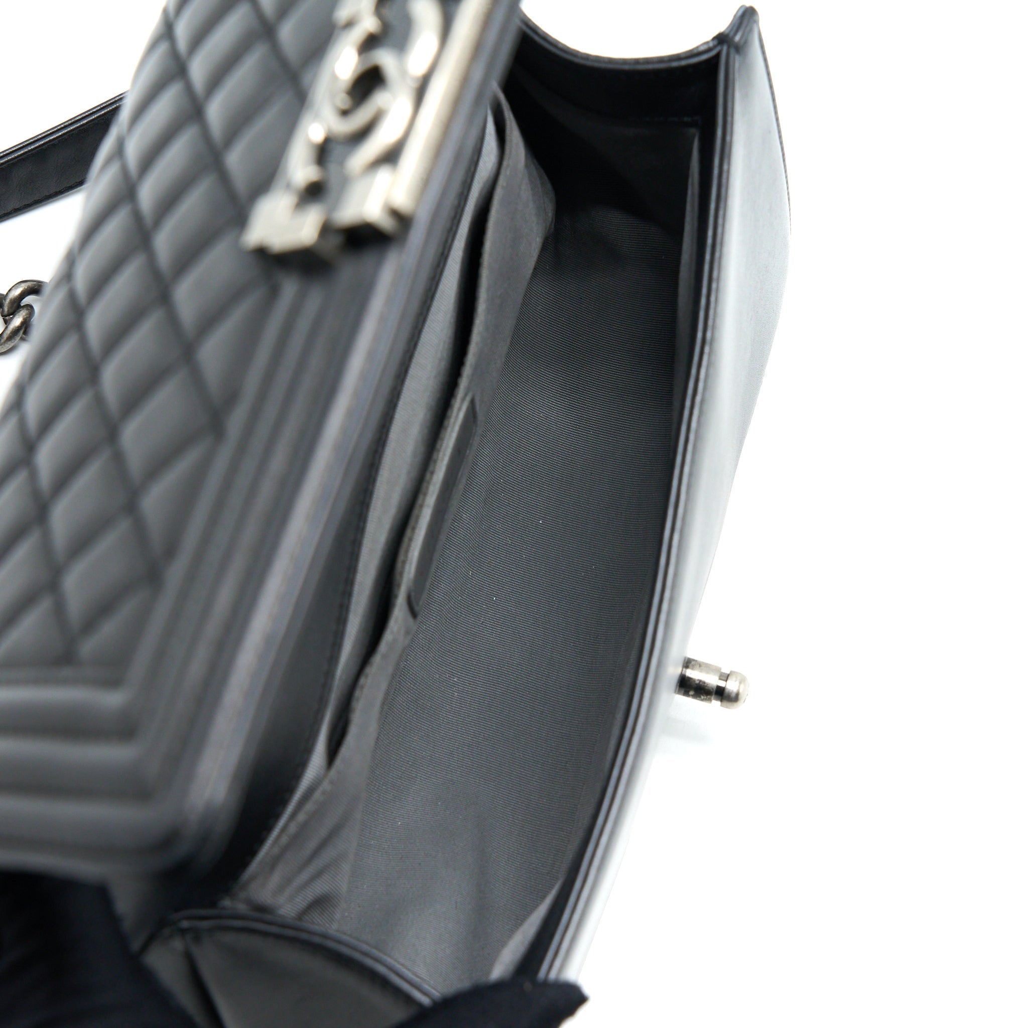 CHANEL MEDIUM BOY BAG LAMBSKIN BLACK RUTHENIUM SHW