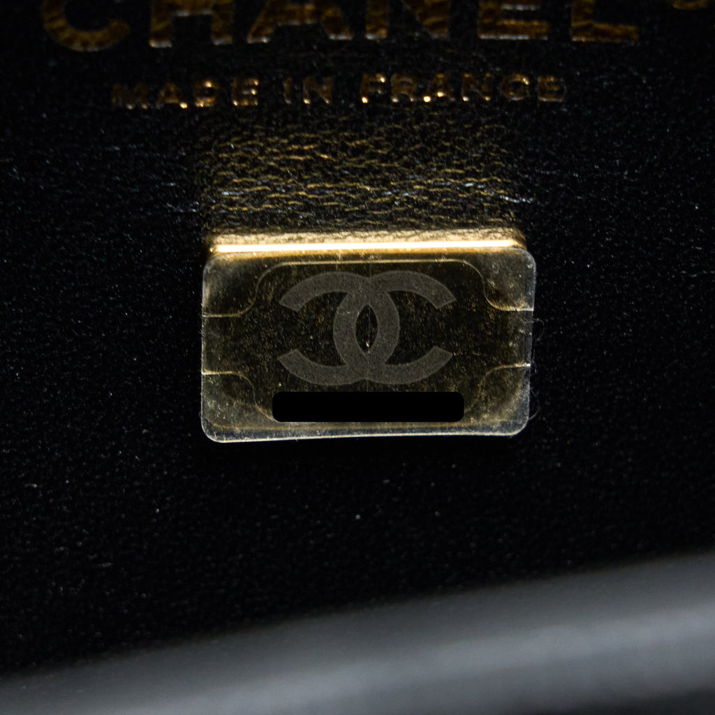 CHANEL MINI BUCKET TOTE BAG CAVIAR BLACK LGHW (MICROCHIP)