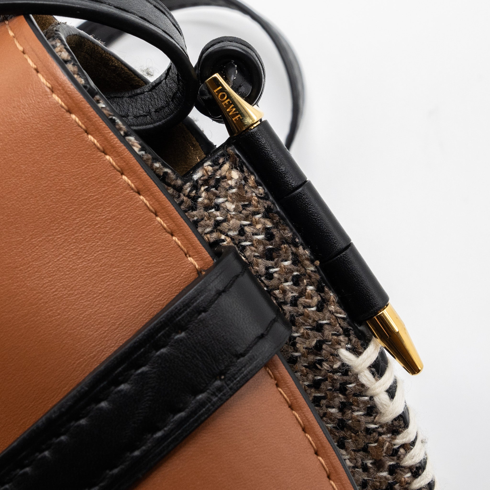 LOEWE SMALL GATE BAG CALFSKIN/TWEED TAN GHW