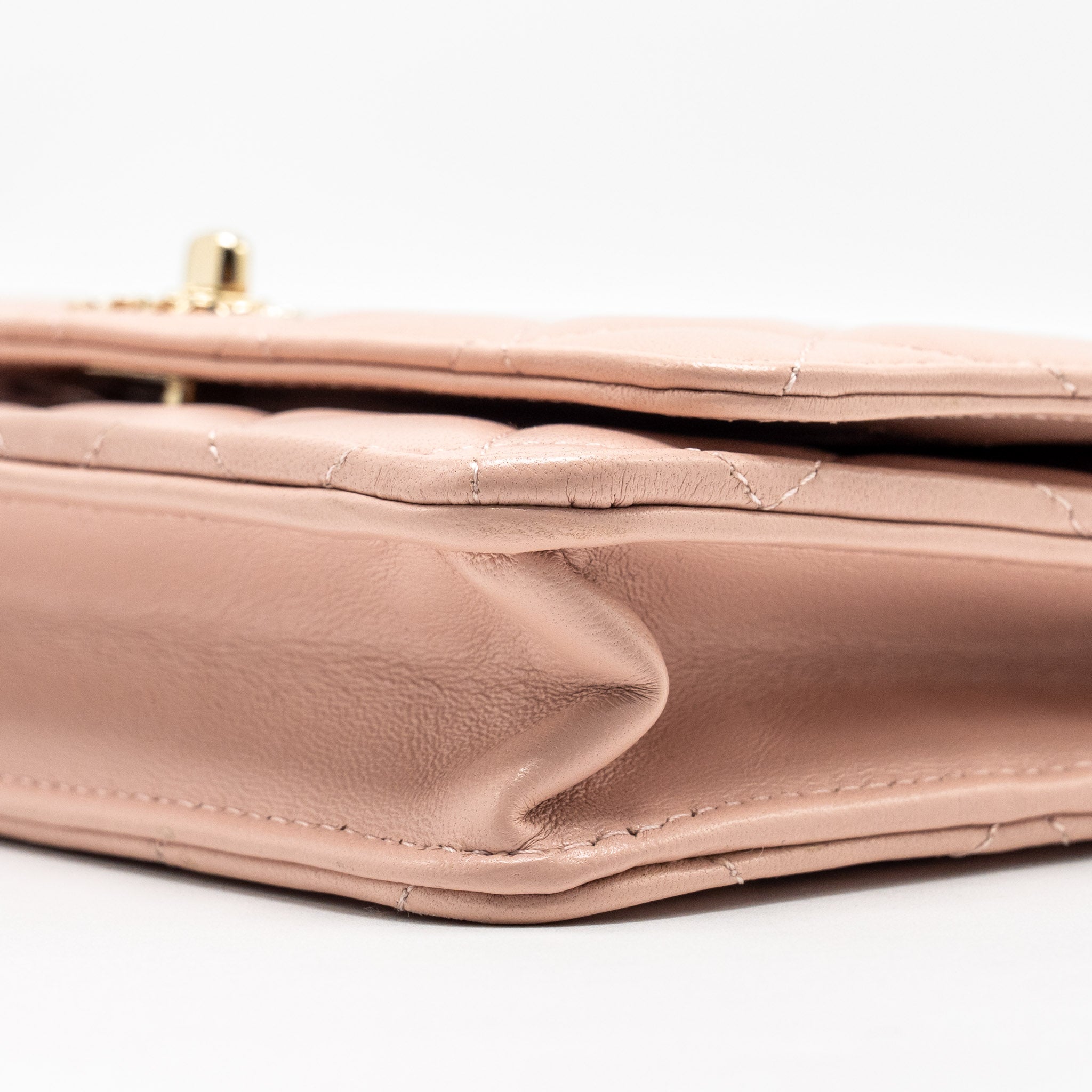 CHANEL TRENDY CC QUILTED WALLET ON CHAIN LAMBSKIN LIGHT PINK LGHW (MICROCHIP)