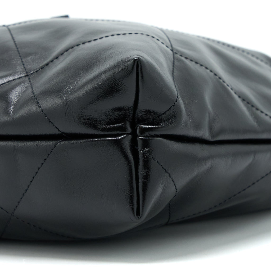 CHANEL MEDIUM 22 BAG SHINY CALFSKIN SO BLACK WITH BLACK HARDWARE (MICROCHIP)