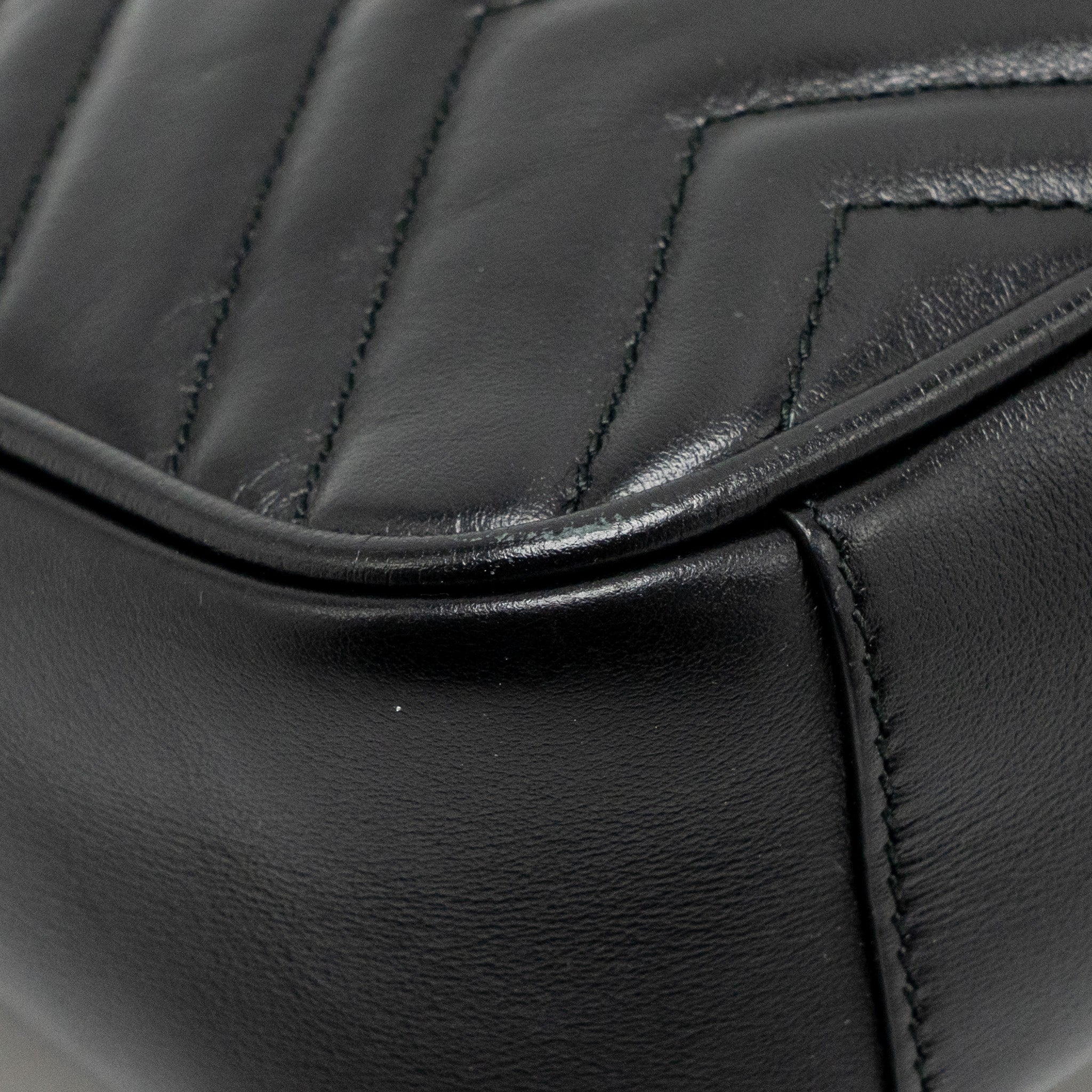 GUCCI SMALL GG MARMONT SHOULDER BAG CALFSKIN BLACK GHW