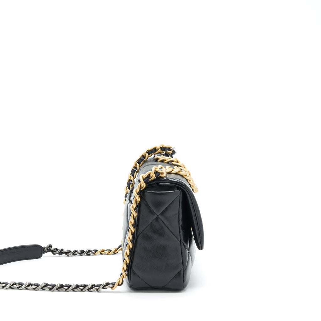 CHANEL SMALL 19 BAG LAMBSKIN BLACK GHW (MICROCHIP)