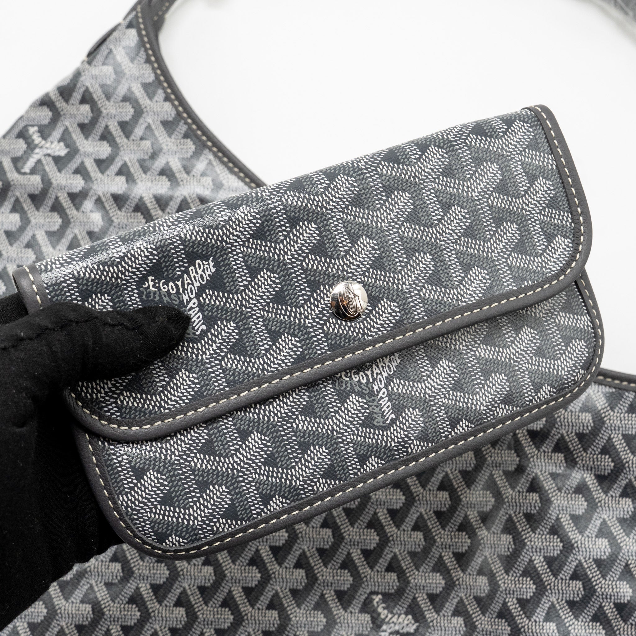 GOYARD BOHEME HOBO BAG PM GOYARDINE CANVAS GRIS SHW