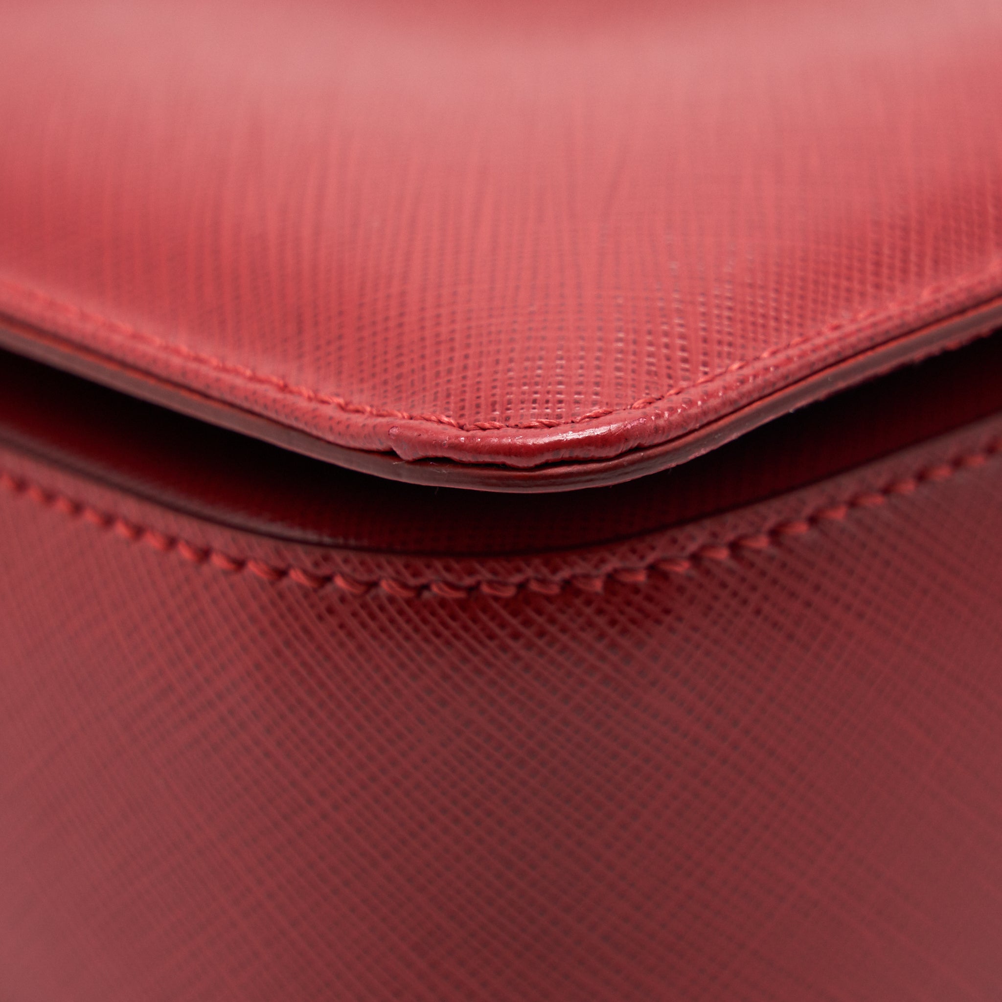 FERRAGAMO TOP HANDLE TOTE BAG SAFFIANO LEATHER RED GHW