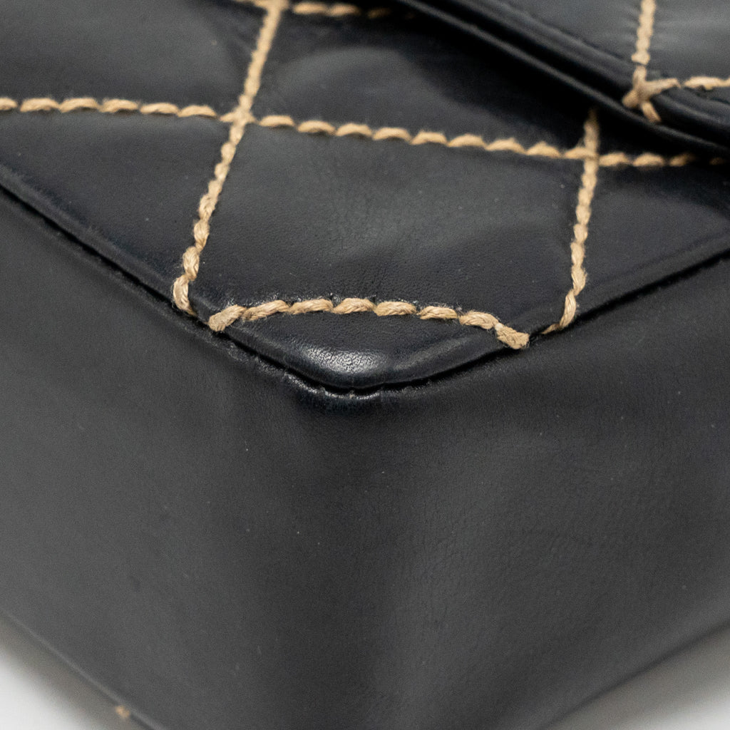CHANEL VINTAGE QUILTED FLAP BAG LAMBSKIN BLACK WITH WHITE STITCHING GHW