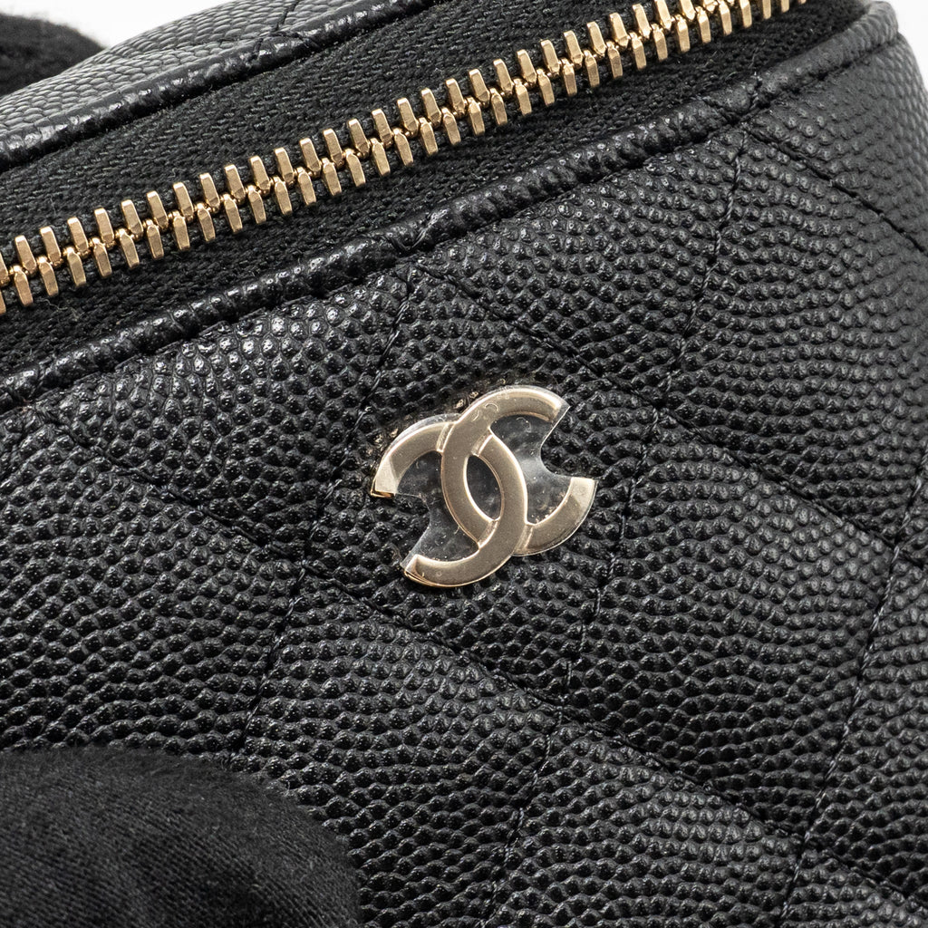 CHANEL MINI VANITY CASE WITH CHAIN CAVIAR BLACK LGHW(MICROCHIP)