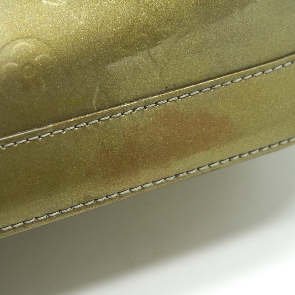 LOUIS VUITTON PATENT ALMA PM OLIVE GREEN WTH COIN PURSE ACCESSORY