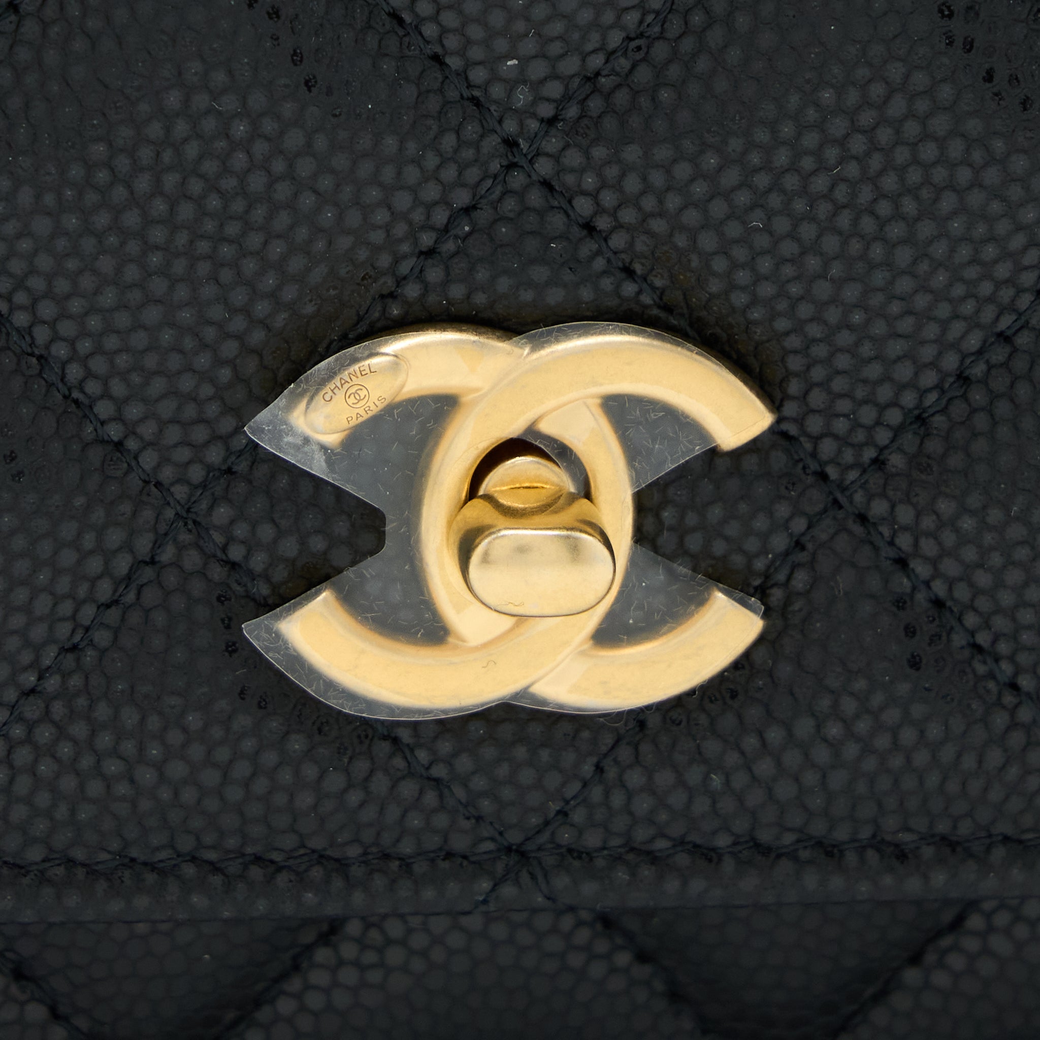 CHANEL 22A TWIST YOUR BUTTON WALLET ON CHAIN CAVIAR BLACK GHW (MICROCHIP)