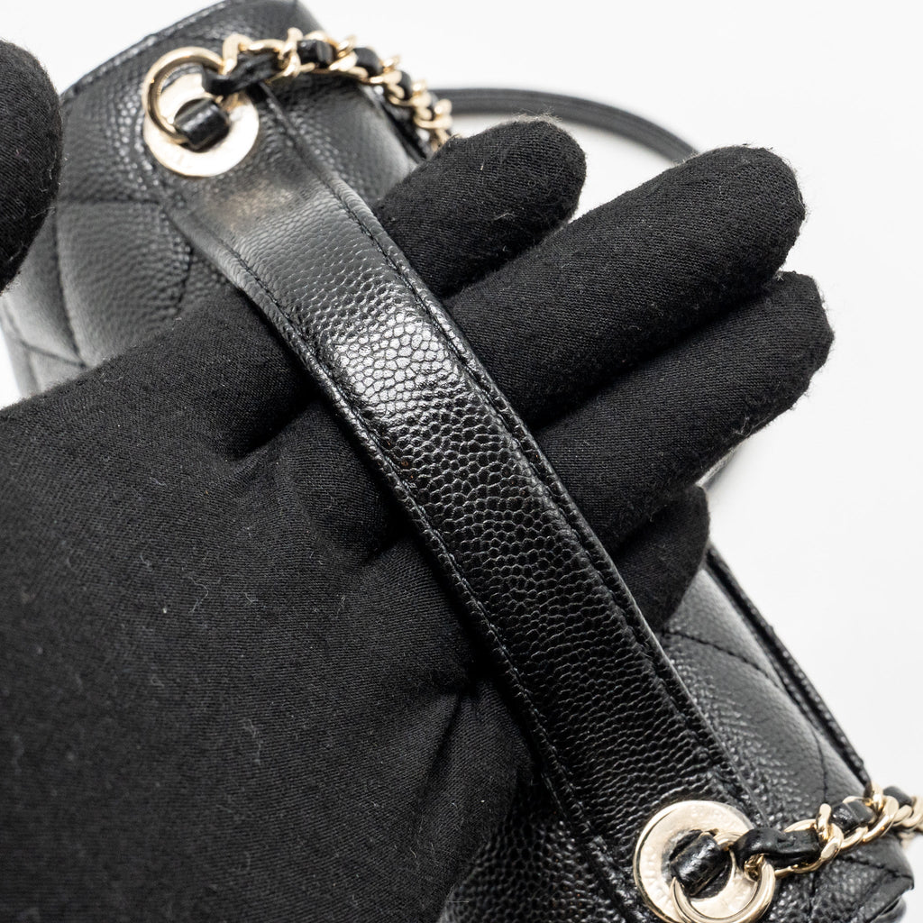 CHANEL SMALL BUSINESS AFFINITY CAVIAR BLACK LGHW (MICROCHIP)