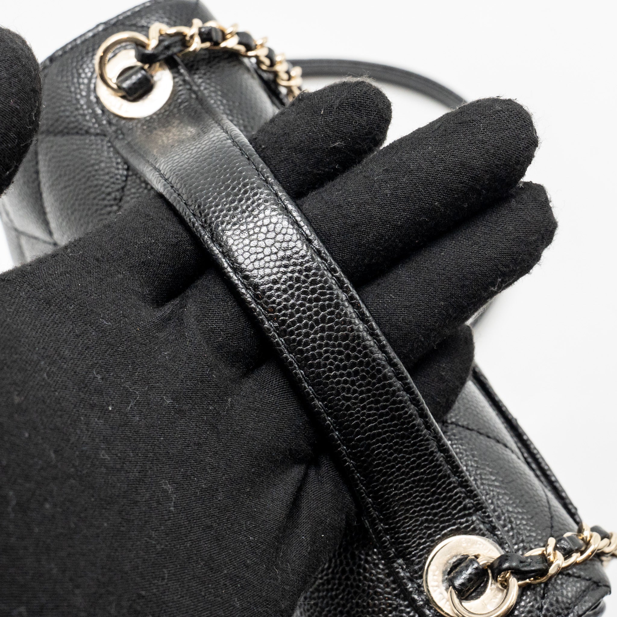 CHANEL SMALL BUSINESS AFFINITY CAVIAR BLACK LGHW (MICROCHIP)