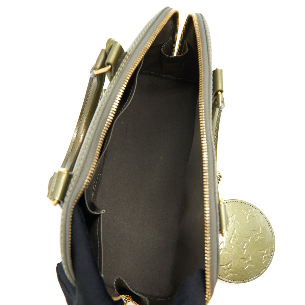 LOUIS VUITTON PATENT ALMA PM OLIVE GREEN WTH COIN PURSE ACCESSORY