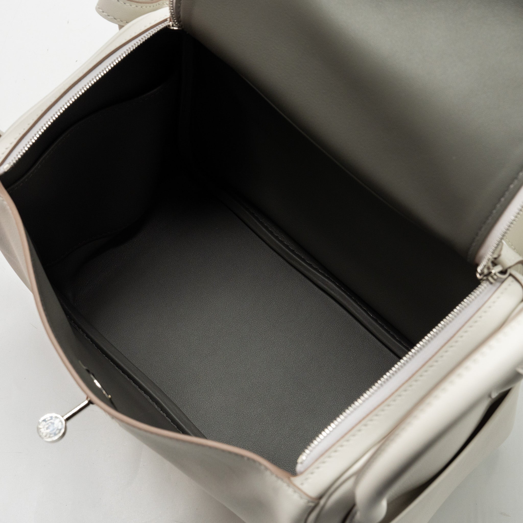 HERMES LINDY 26 SWIFT GRIS PALE/GRIS MEYER SHW