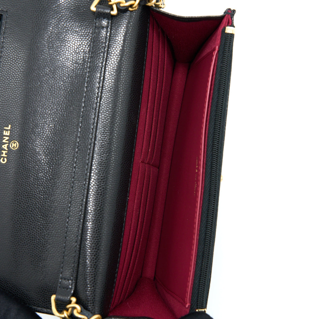 CHANEL 22A TWIST YOUR BUTTON WALLET ON CHAIN CAVIAR BLACK GHW (MICROCHIP)