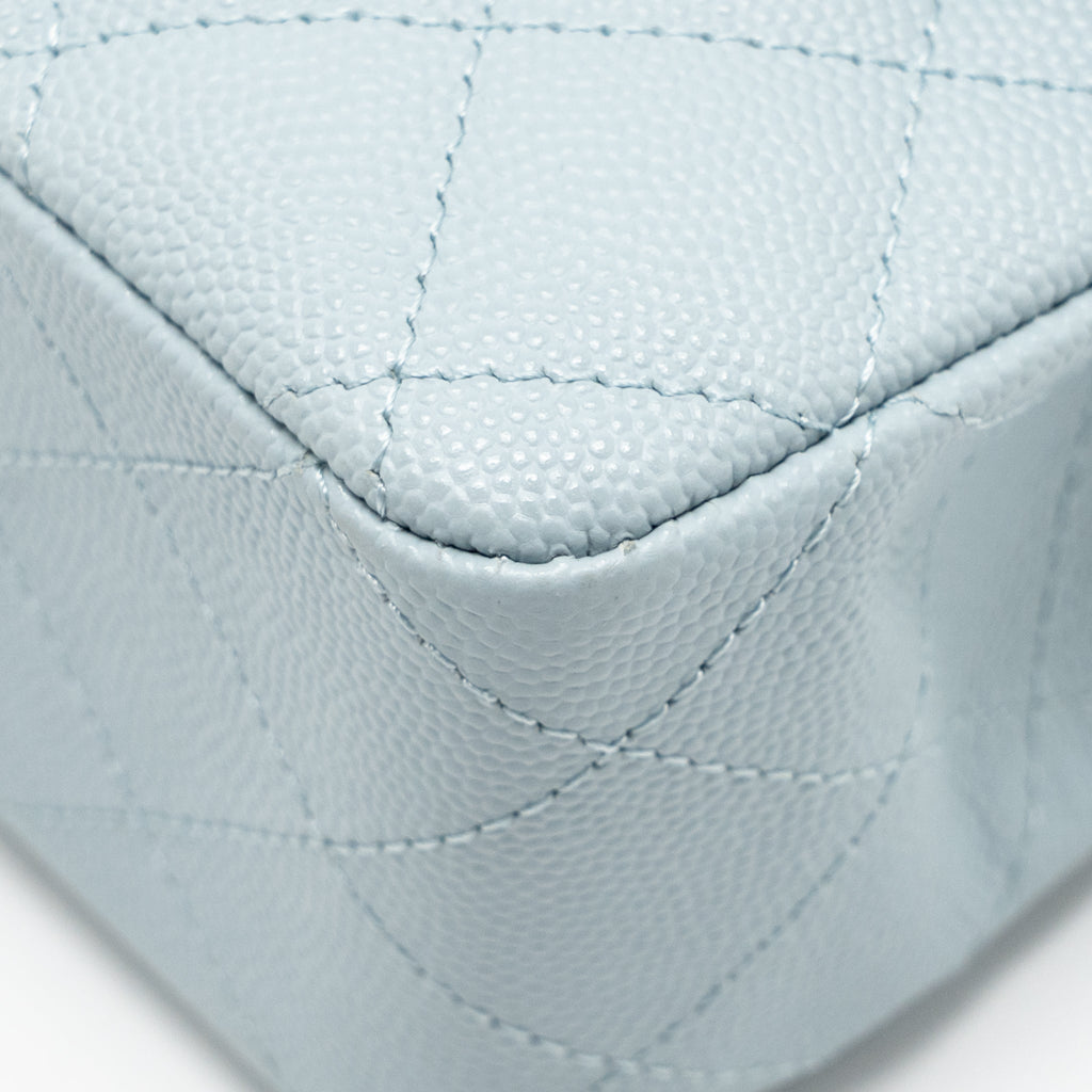 CHANEL MEDIUM CLASSIC DOUBLE FLAP BAG CAVIAR LIGHT BLUE LGHW (MICROCHIP)