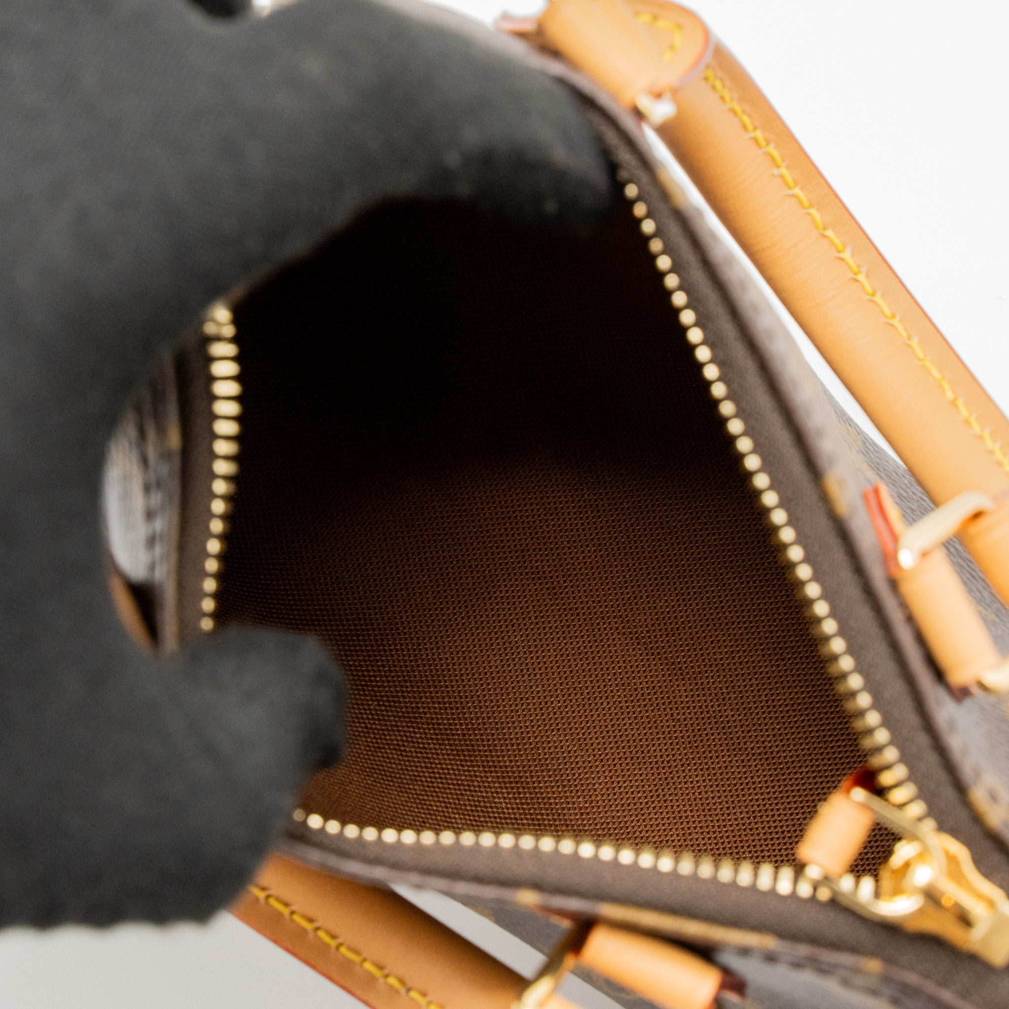 LOUIS VUITTON NANO SPEEDY MONOGRAM CANVAS GHW (NEW VERSION)