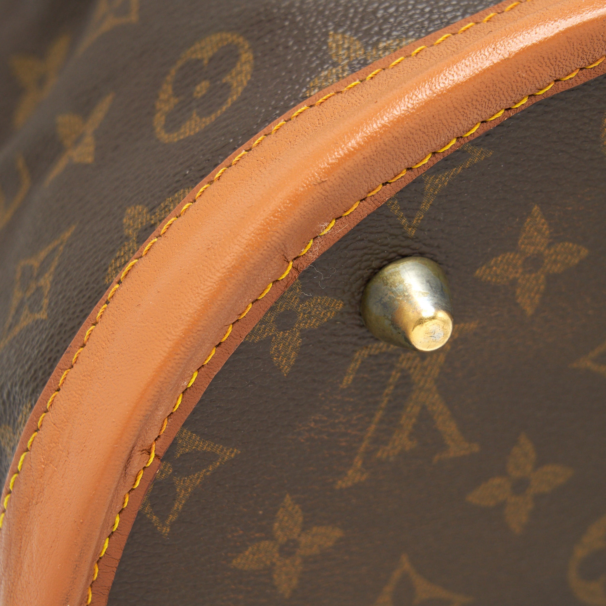 LOUIS VUITTON VINTAGE LIMITED BUCKET BAG WITH MINI POUCH