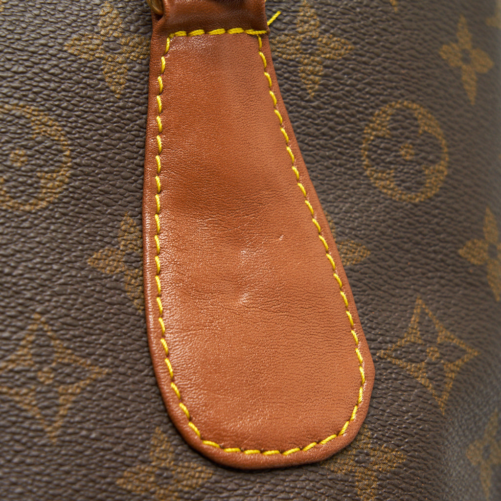 LOUIS VUITTON VINTAGE LIMITED BUCKET BAG WITH MINI POUCH