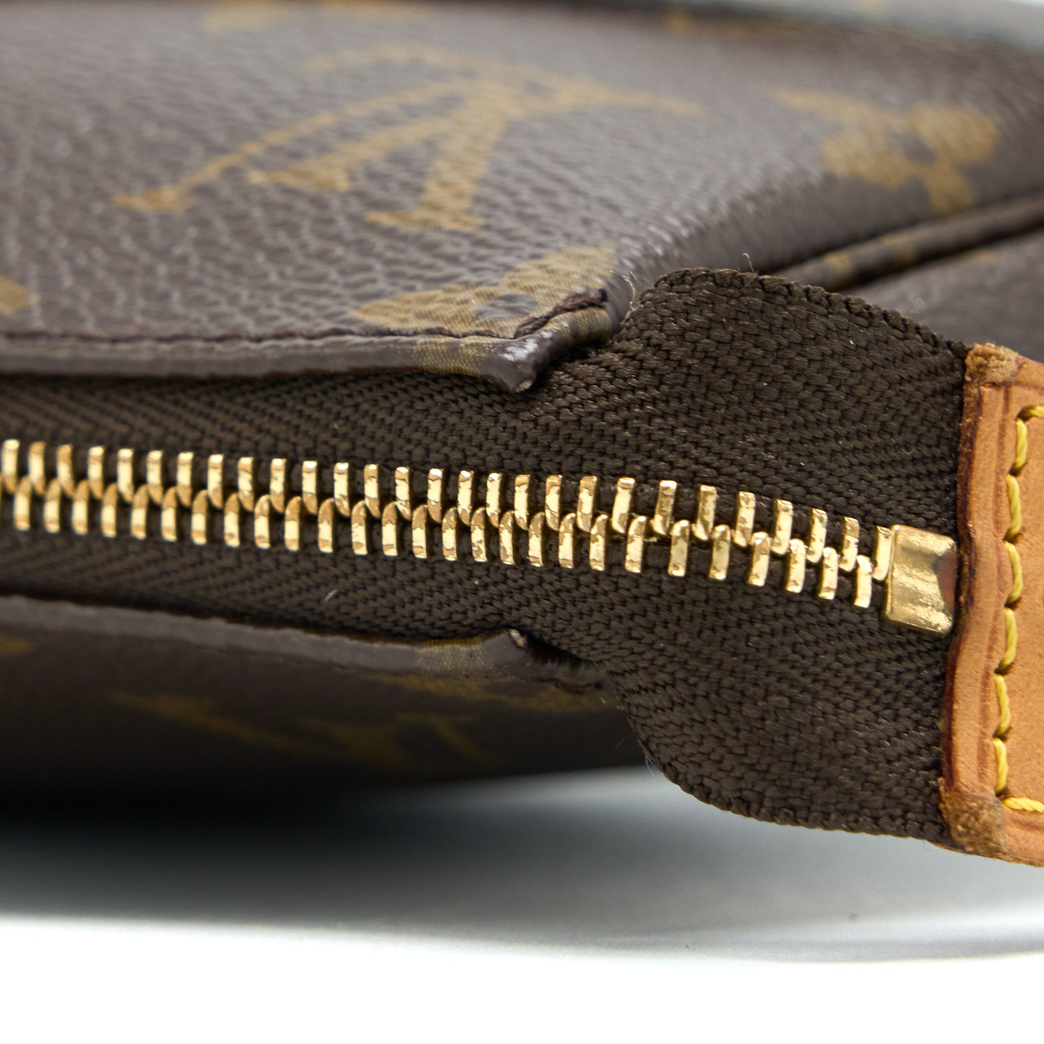 LOUIS VUITTON POCHETTE ACCESSORIES MONOGRAM CANVAS