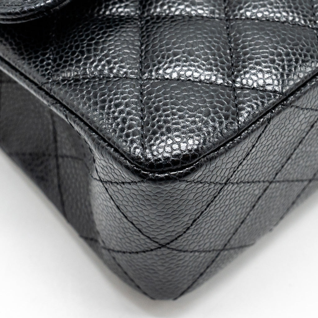CHANEL SMALL CLASSIC DOUBLE FLAP BAG CAVIAR BLACK SHW (MICROCHIP)