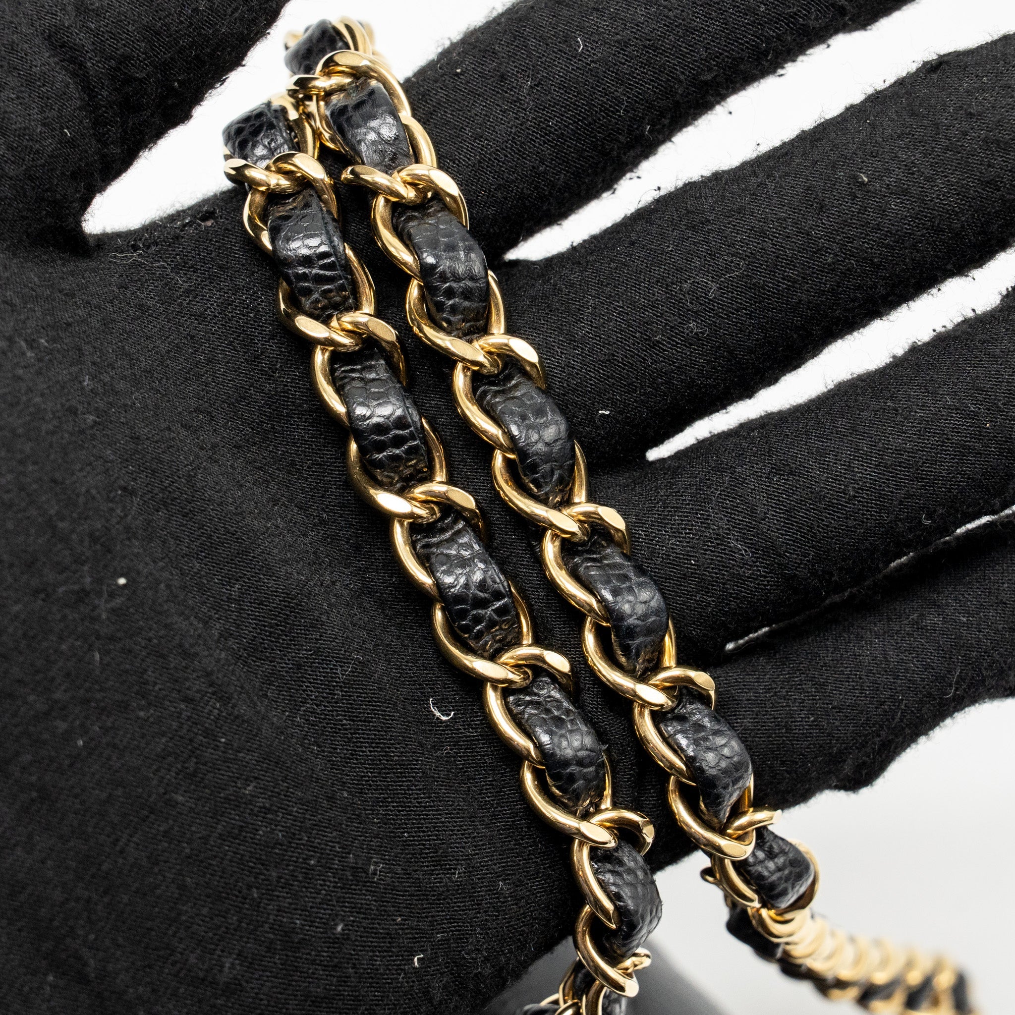 CHANEL SMALL CLASSIC DOUBLE FLAP CAVIAR BLACK GHW (MICROCHIP)