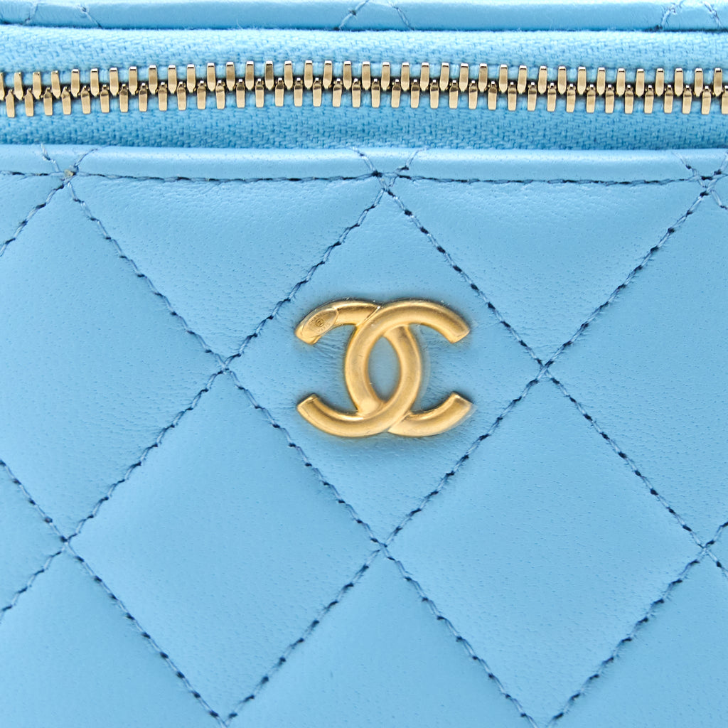 CHANEL 22S PEARL CRUSH MINI VANITY CASE LAMBSKIN LIGHT BLUE BRUSHED GHW