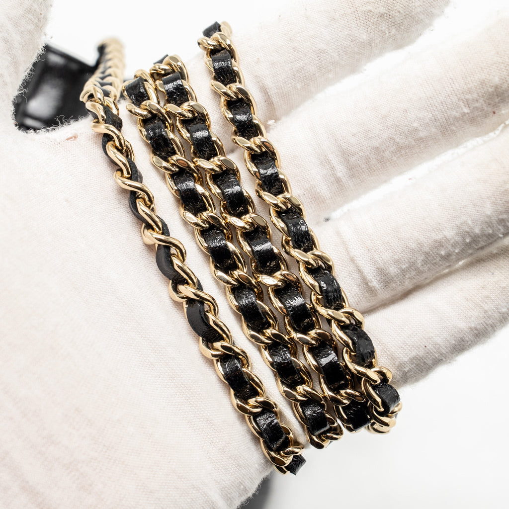 CHANEL MINI 31 CLUTCH WITH CHAIN SHINY LAMBSKIN BLACK LGHW (MICROCHIP)