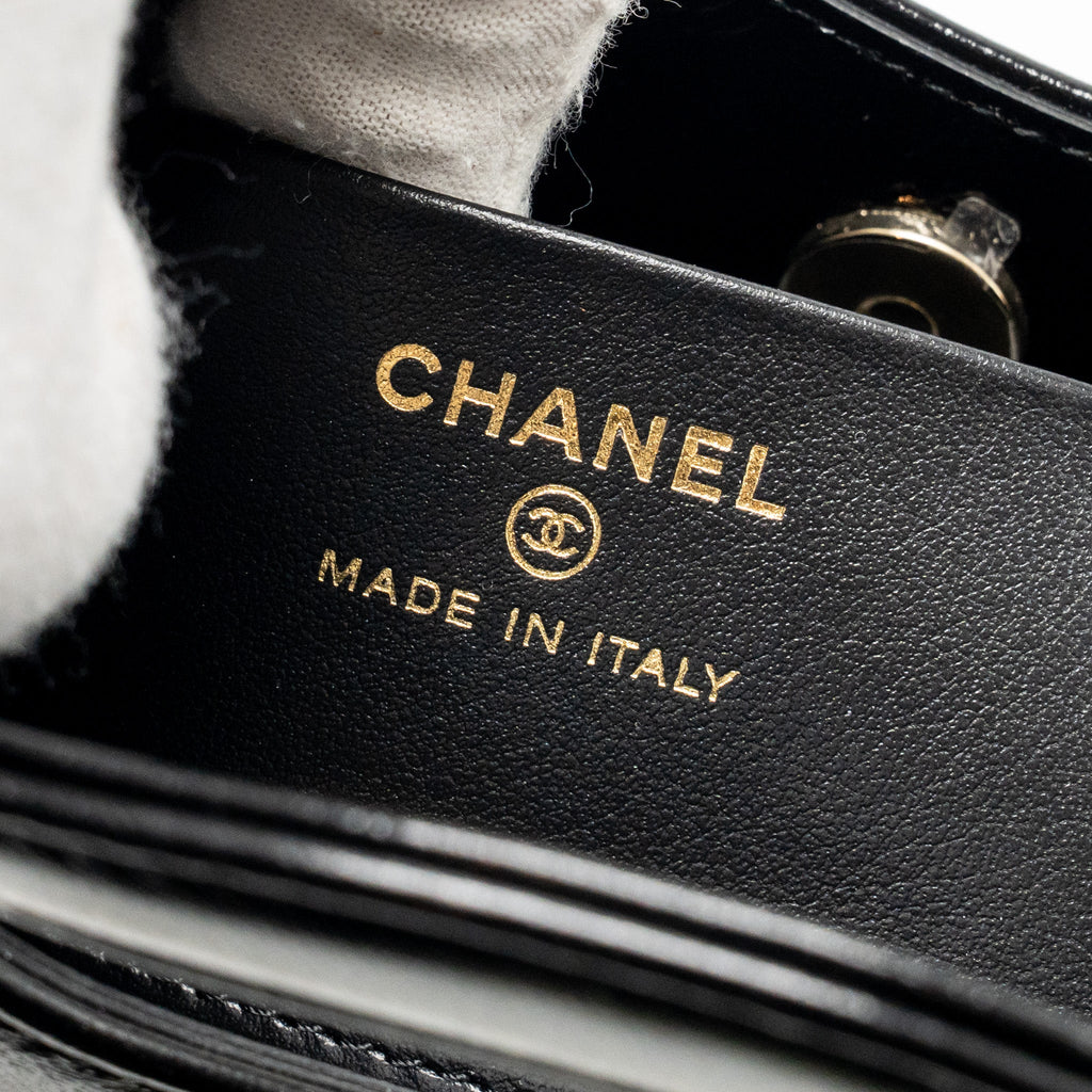 CHANEL MINI 31 CLUTCH WITH CHAIN SHINY LAMBSKIN BLACK LGHW (MICROCHIP)