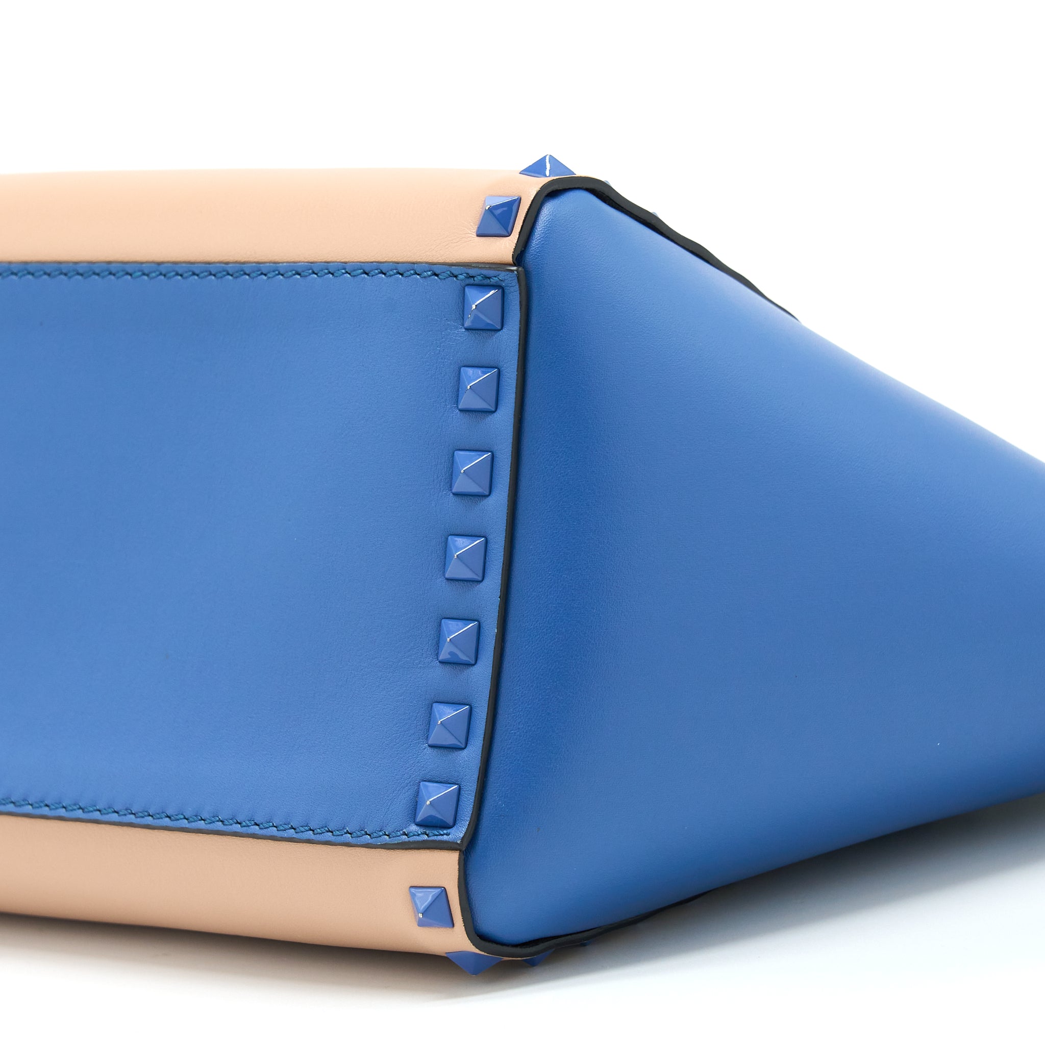 VALENTINO ROCKSTUD PAGOTA BAG MULTICOLOUR GHW