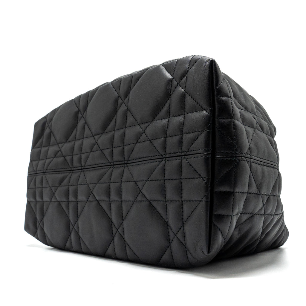 DIOR MEDIUM TOUJOURS BAG MACROCANNAGE CALFSKIN BLACK LGHW